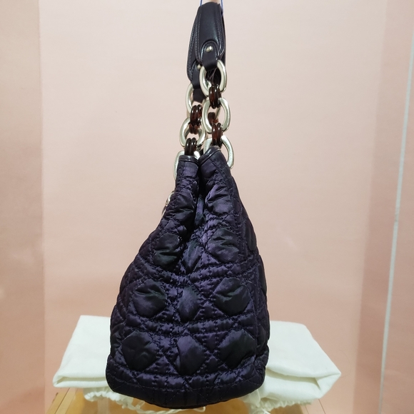 6️⃣5️⃣0️⃣Auth Lock Medium tote nylon cannage - Picture 4 of 15